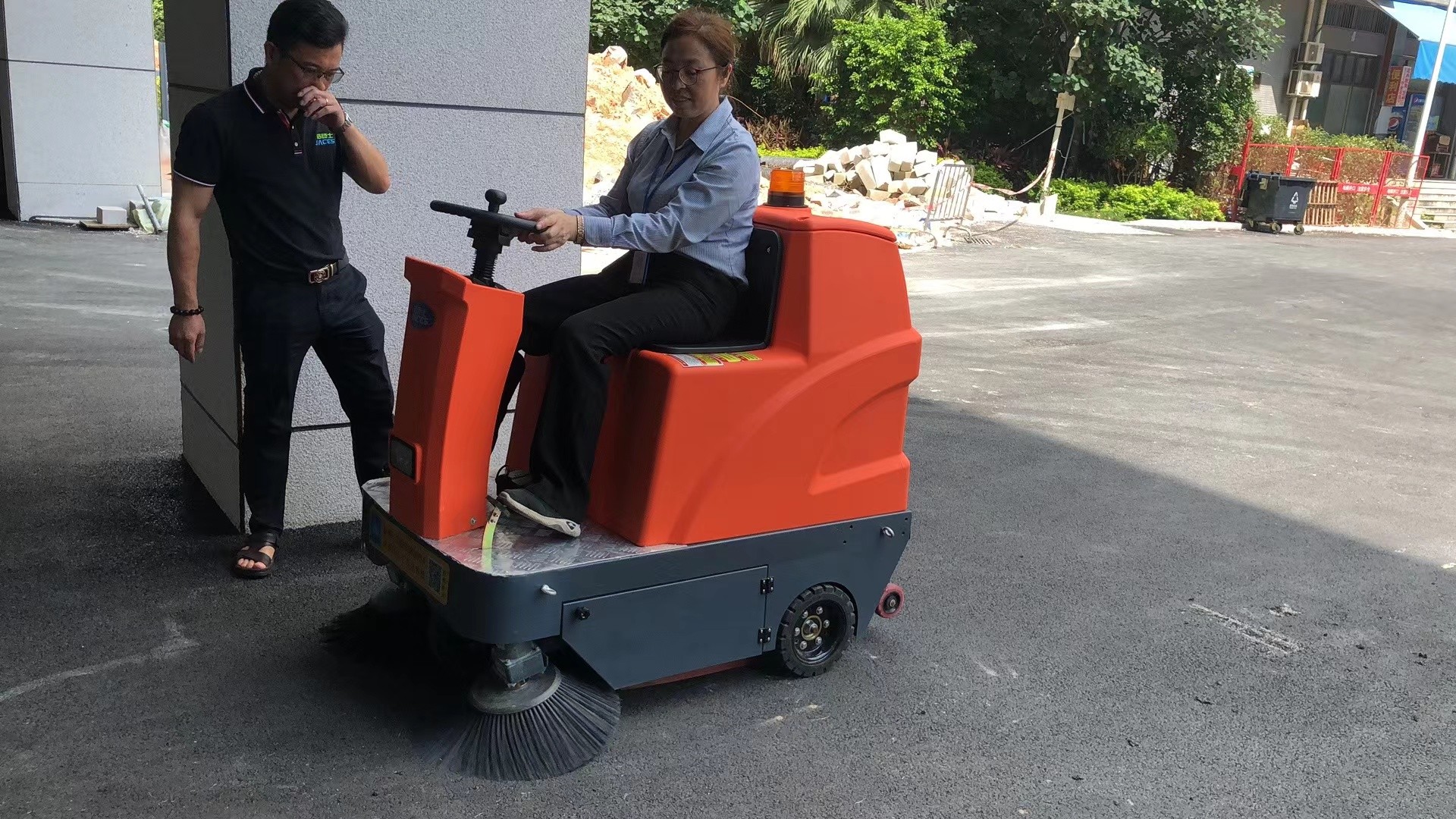 1759048679733658.jpg 1759048679733658.jpg